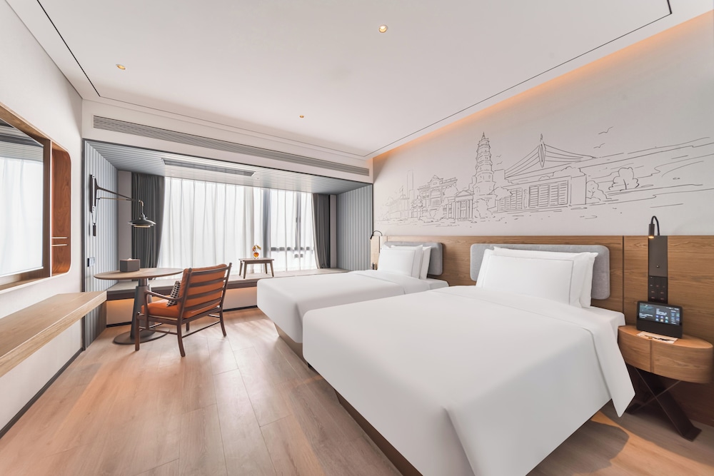 UrCove by Hyatt Shantou Xinyicheng Huanghe Road 17/30
