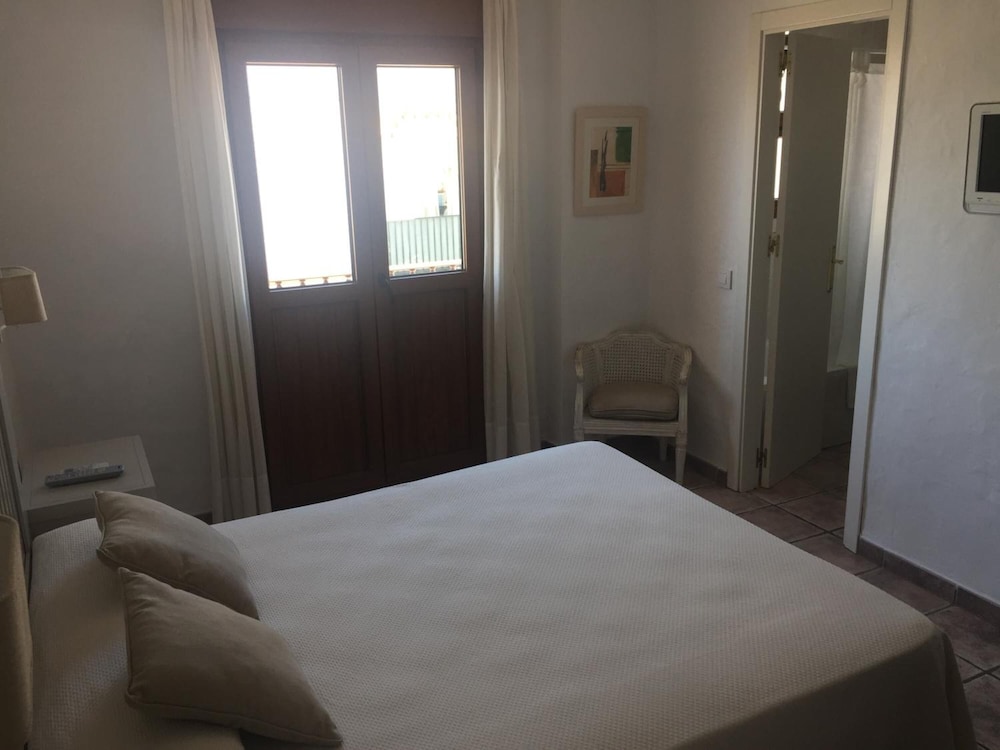 Hotel Almadrabeta 20/50