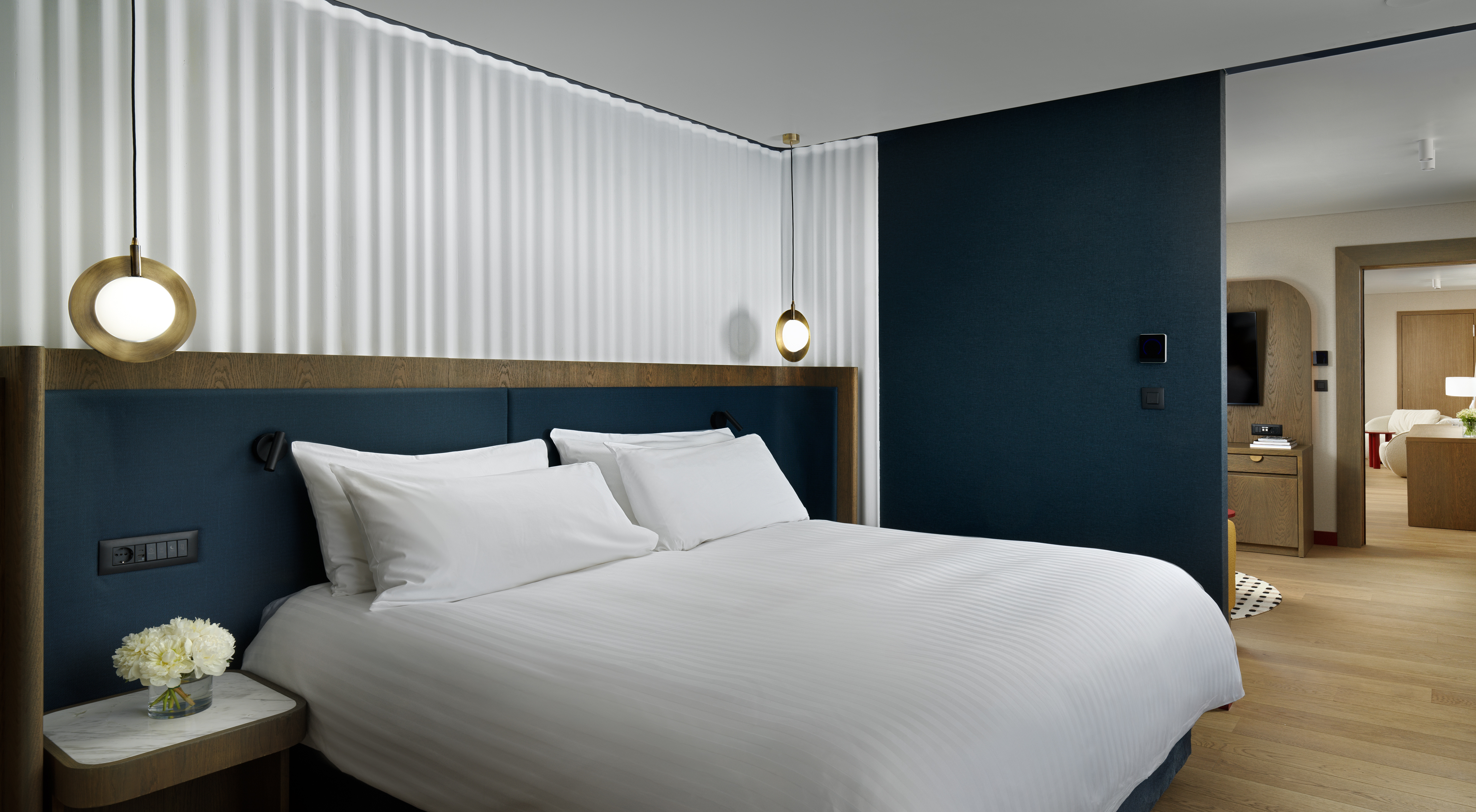 جناح فاخر بسرير كينج، Athenaeum Intercontinental Hotel 2/6