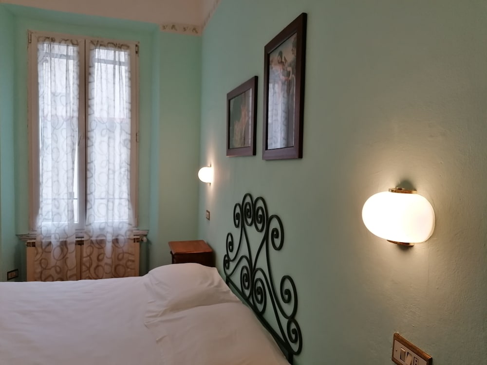 Genesio 28/44