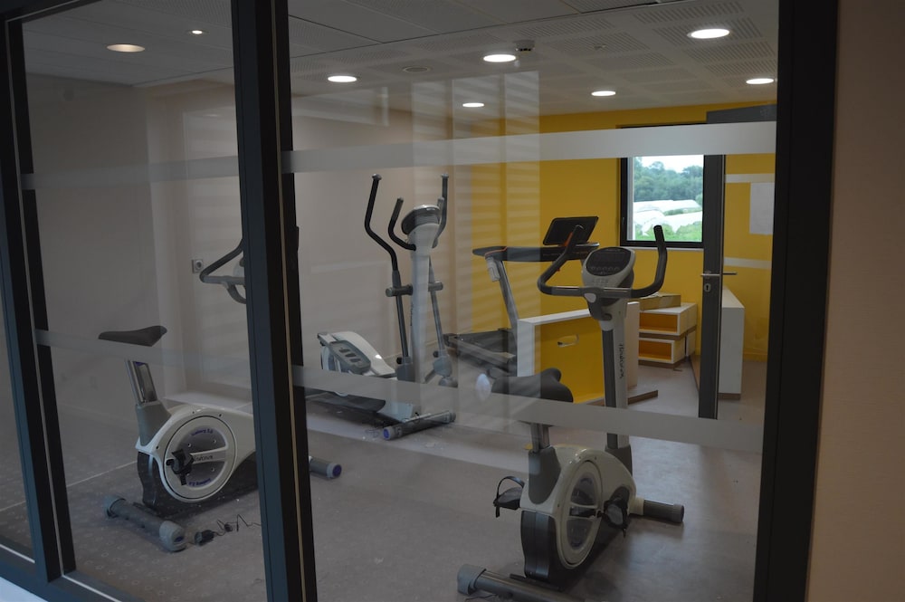 KYRIAD PRESTIGE PAU - ZENITH - PALAIS DES SPORTS 29/54