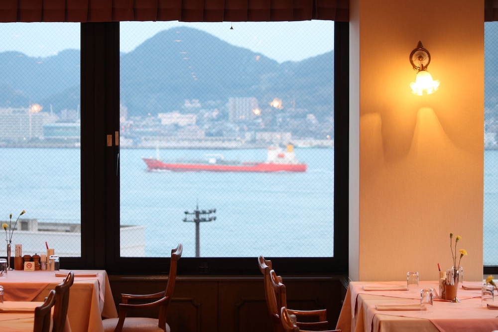 Plaza Hotel Shimonoseki 24/26