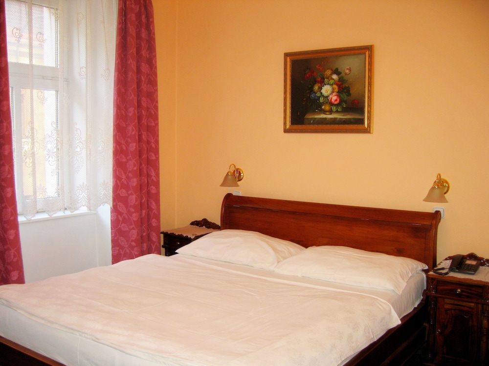 Hotel Opera Prague 20/76