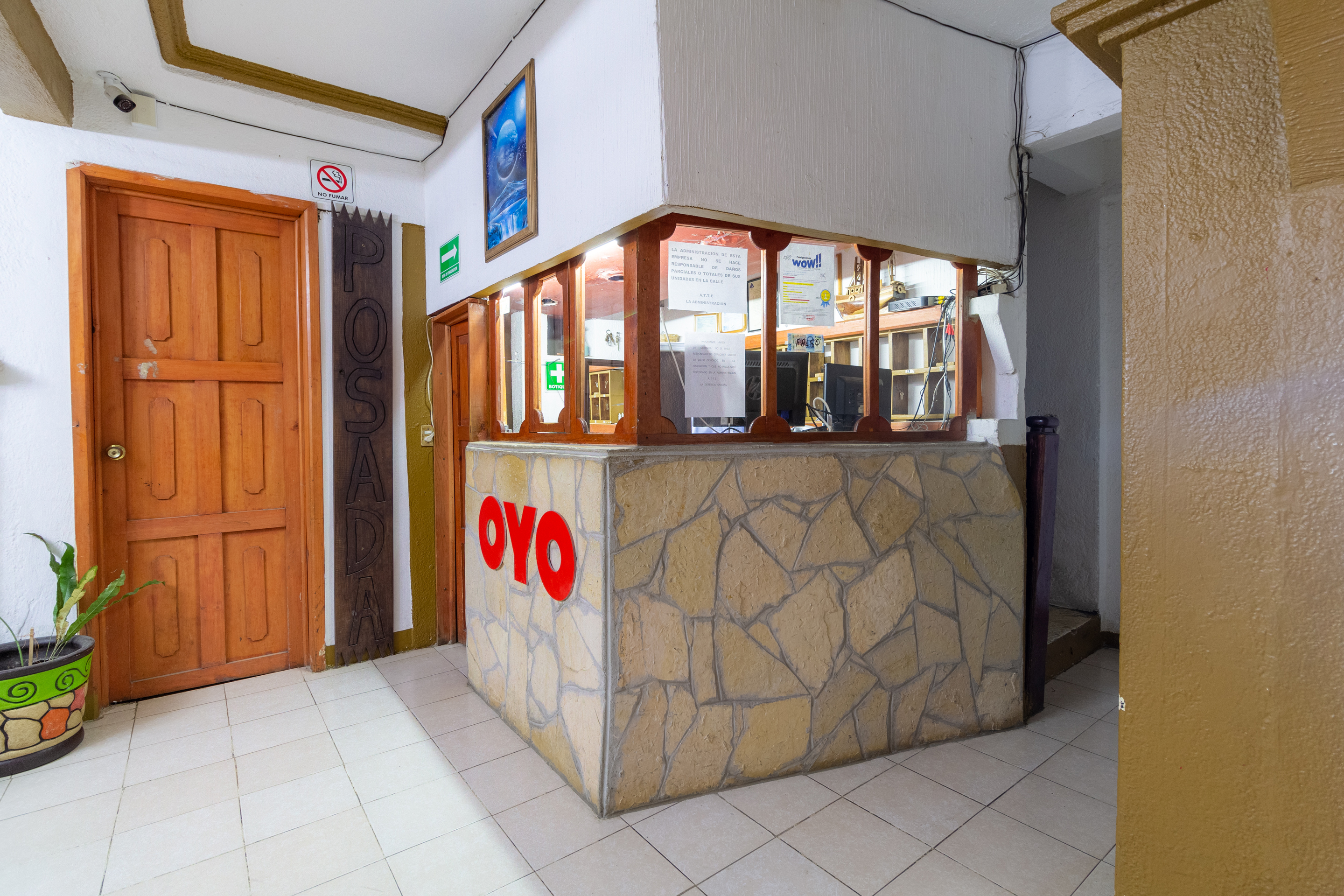 OYO Hotel La Luna, Templo de Santo Domingo de Guzman 8/37