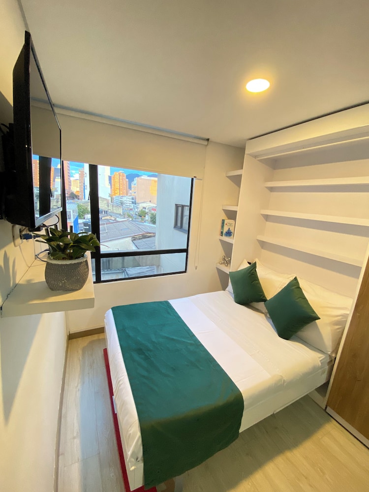 Aparta Estudios Connect Bogota 19/50