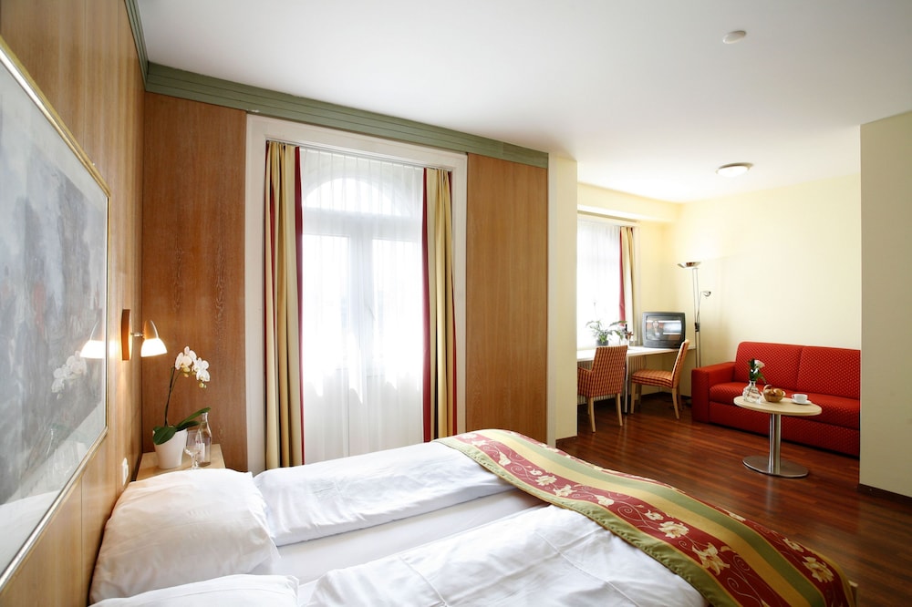 De La Paix Hotel 25/43