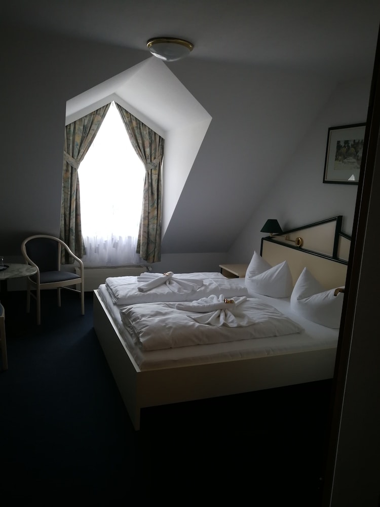 Hotel 3 Linden 25/45