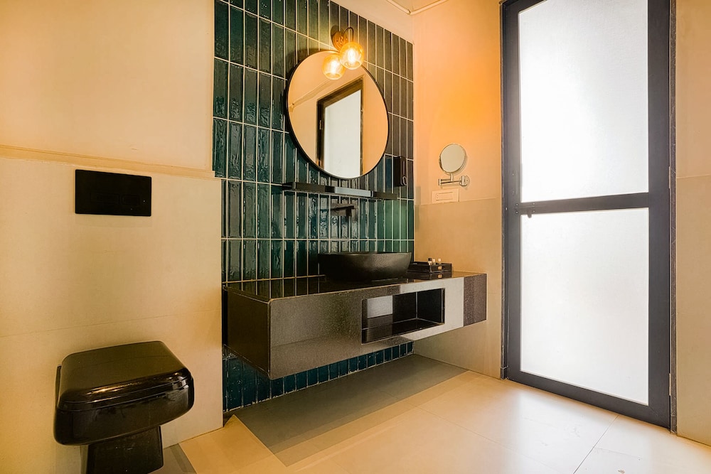 Wabi Sabi Resort 30/50