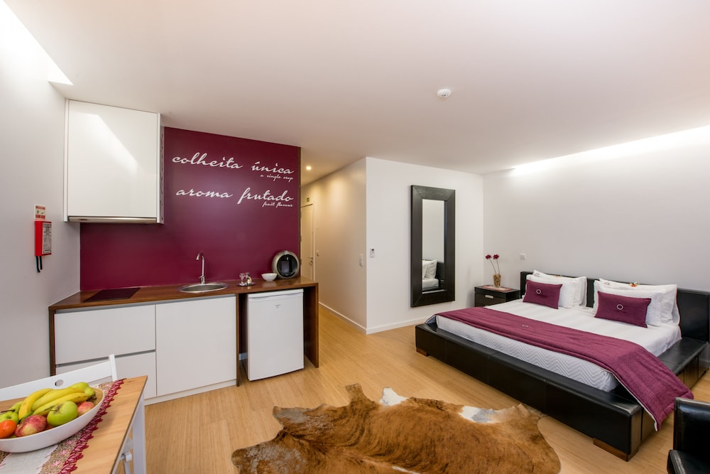 STUDIO, DOUBLE BED, BALCONY