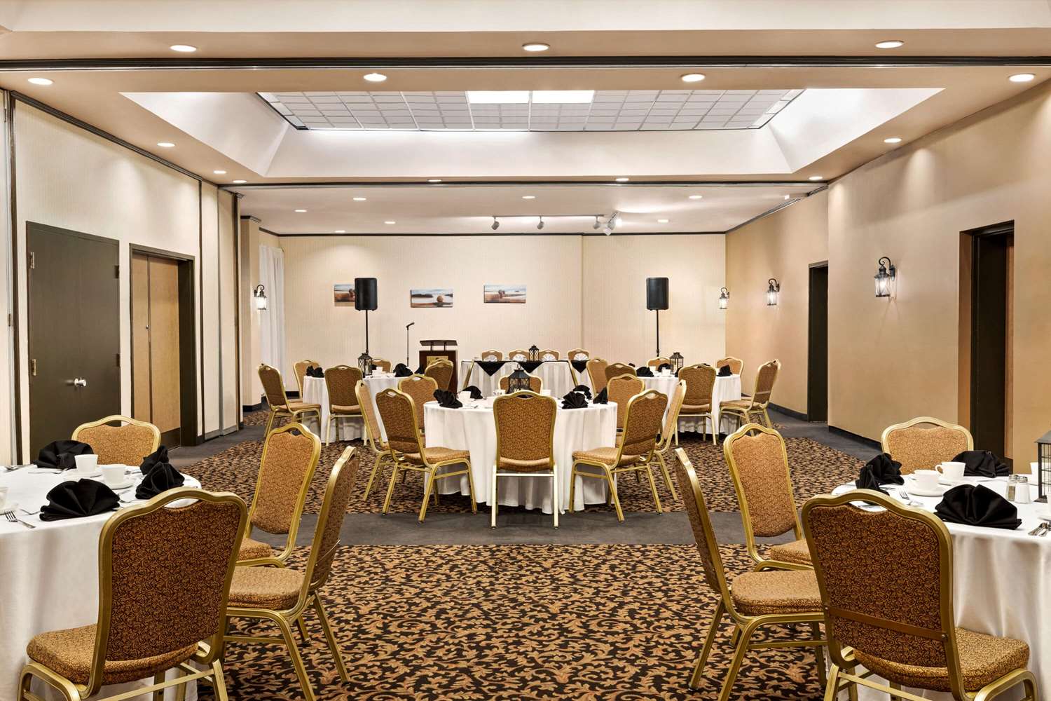Ramada By Wyndham Fredericton 26/37