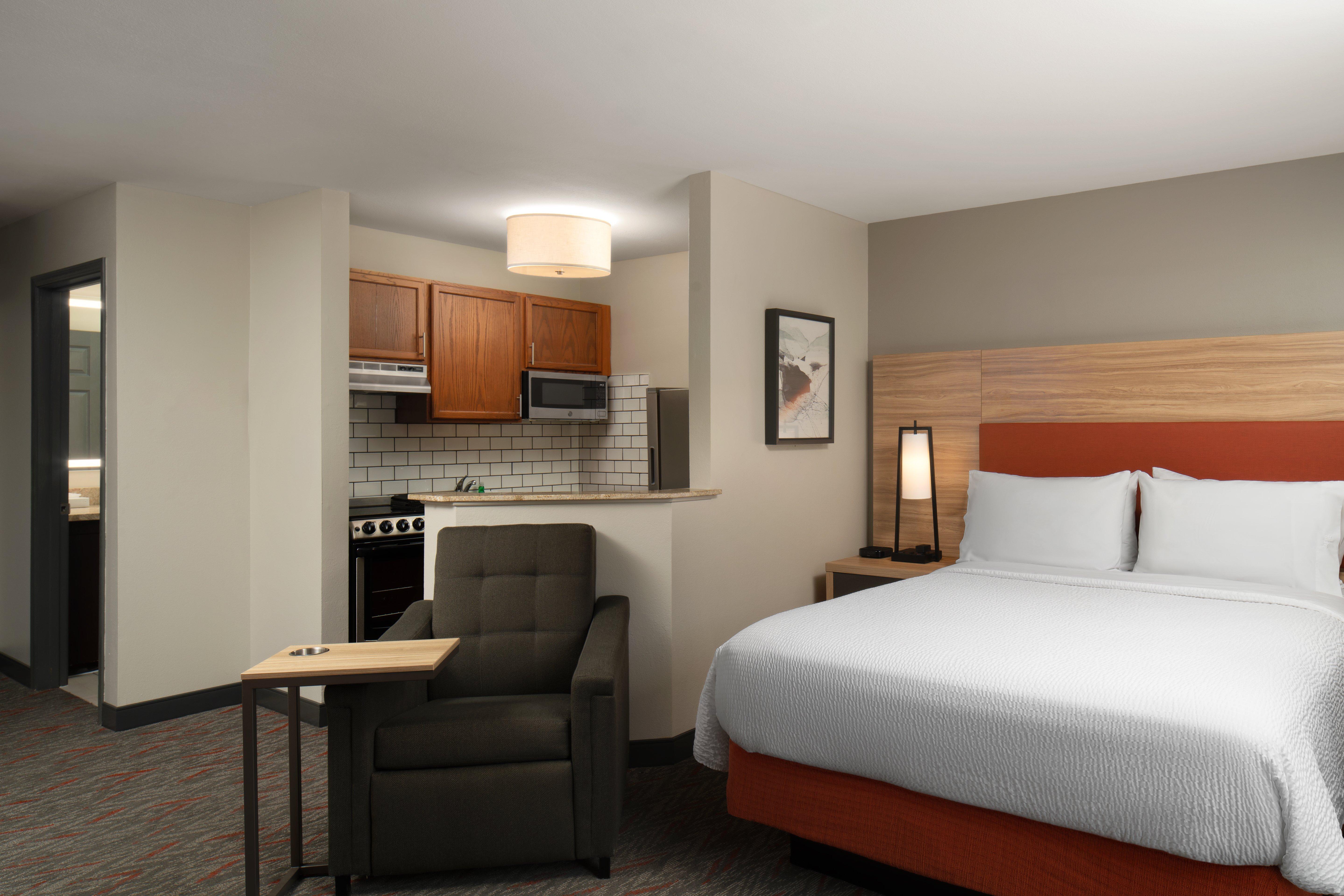 استوديو بسرير كوين