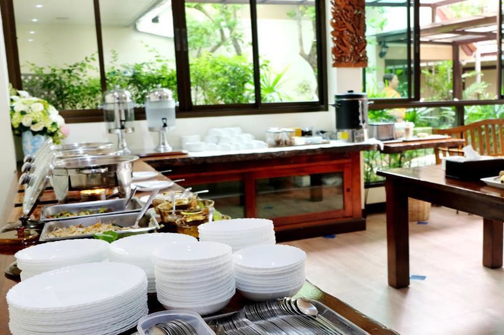 Baan Na Khon Hotel 23/30