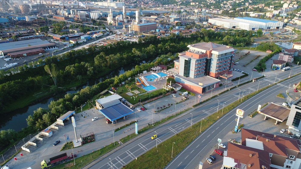 Buyuk Anadolu Eregli Hotel 43/45