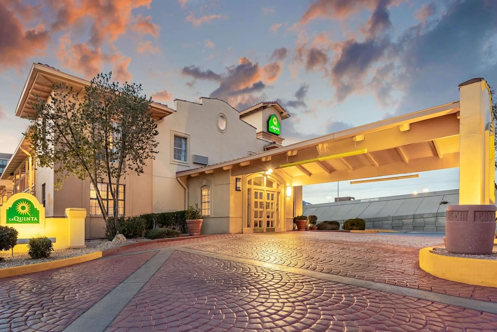 Travelodge by Wyndham El Paso - Airport 6/30