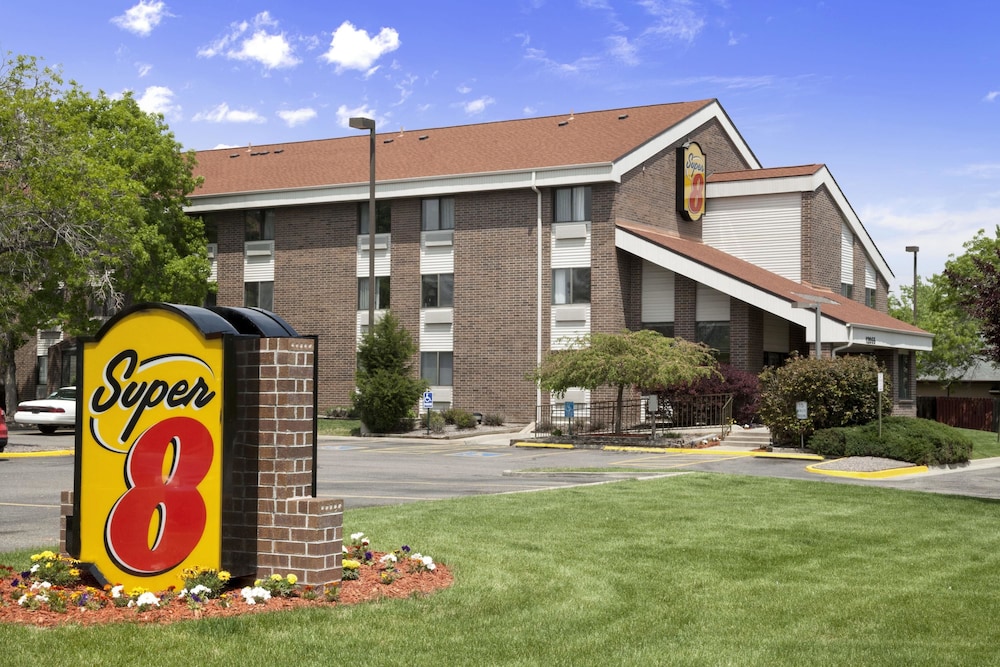 Super 8 by Wyndham Westminster Denver North 1/21