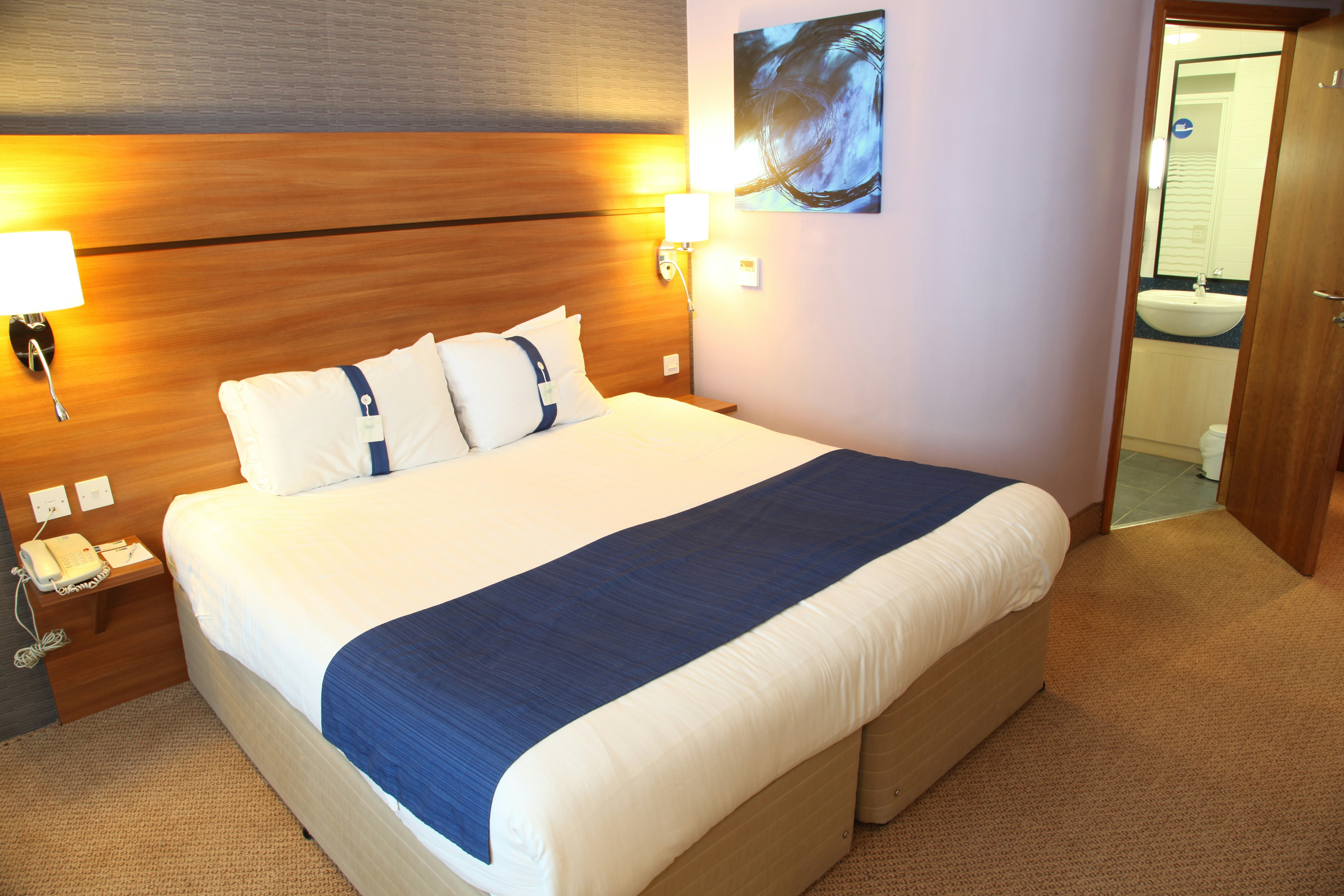 Holiday Inn Express Braintree 16/47