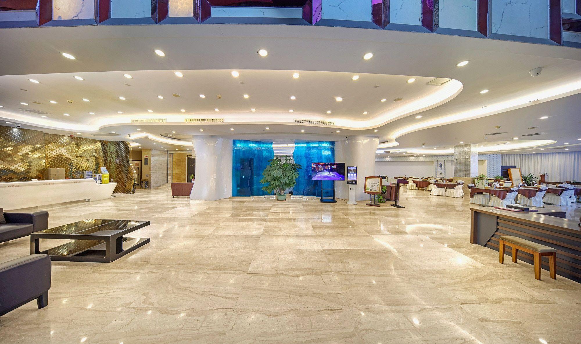 Xiamen Rushi Hotel Exhibition Center 15/46