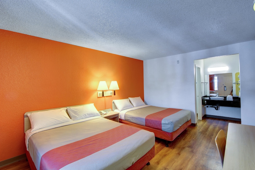 Motel6 La Mesa, CA - San Diego 25/58