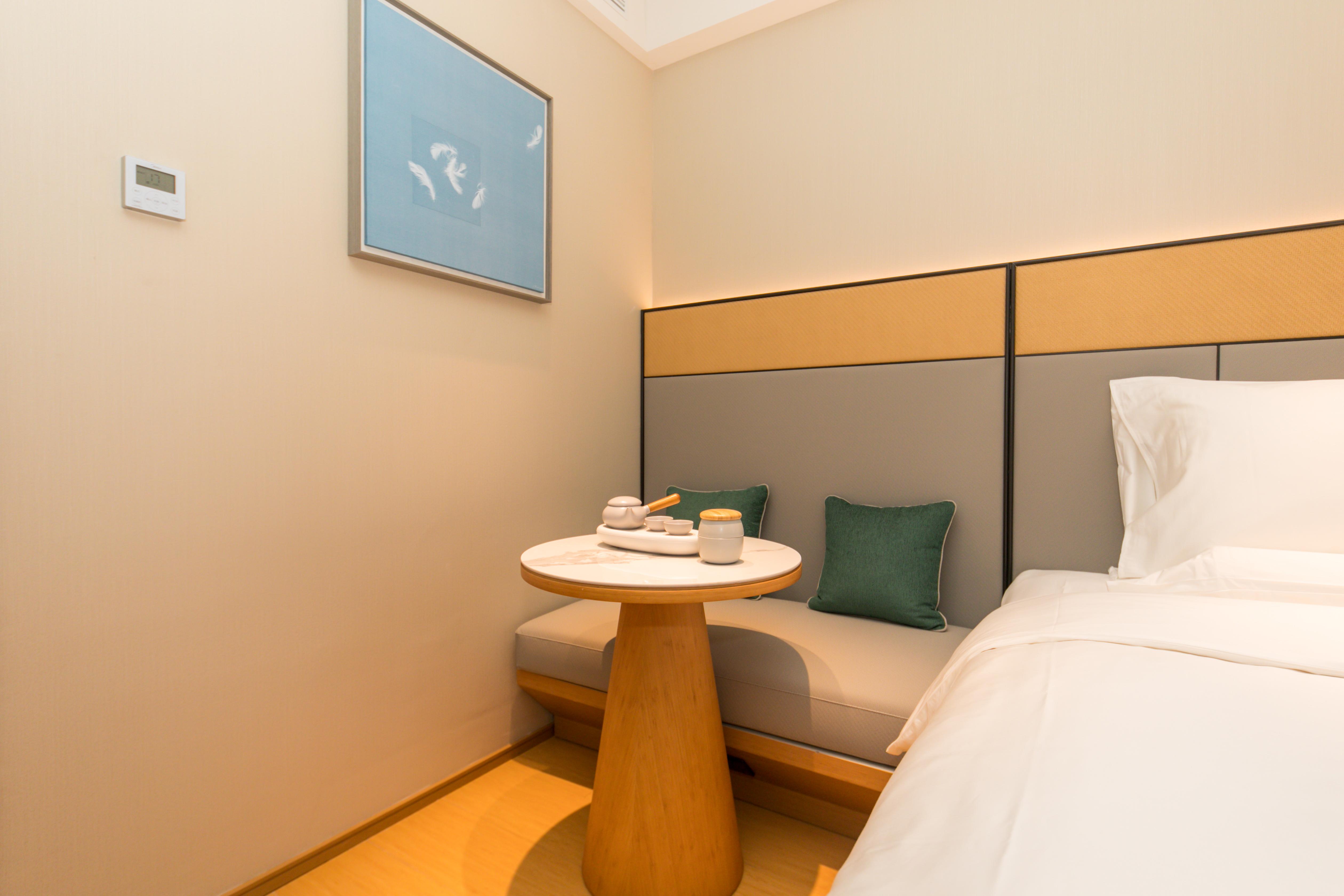 Ji Hotel (Shanghai Huangxing Road Metro Station) 17/40