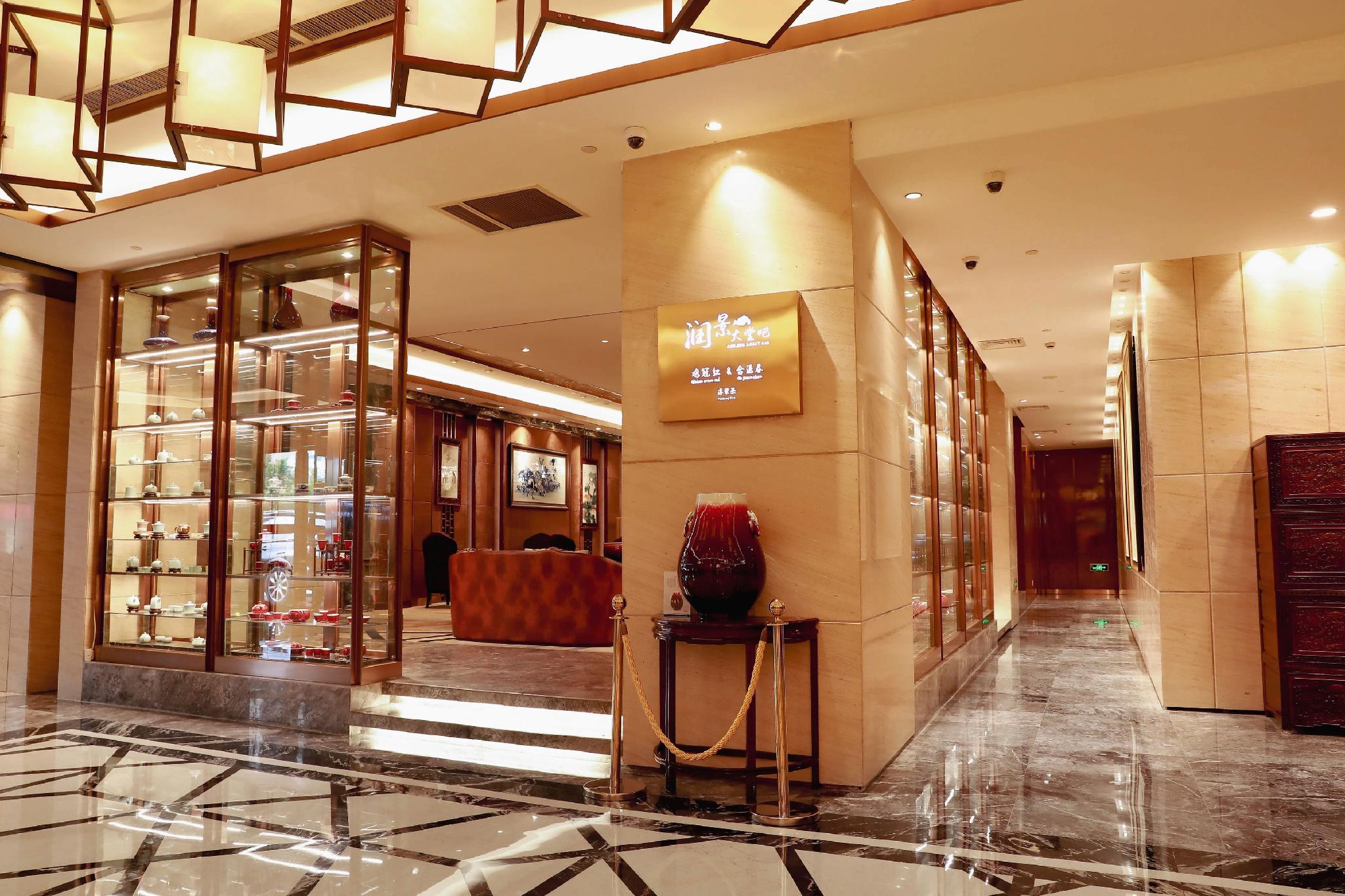 Jinghan Hotel 3/25