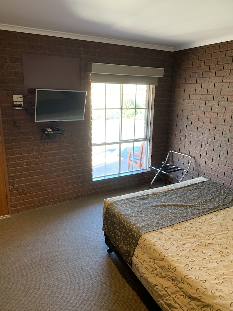 Room, Queen Bed, Accessible