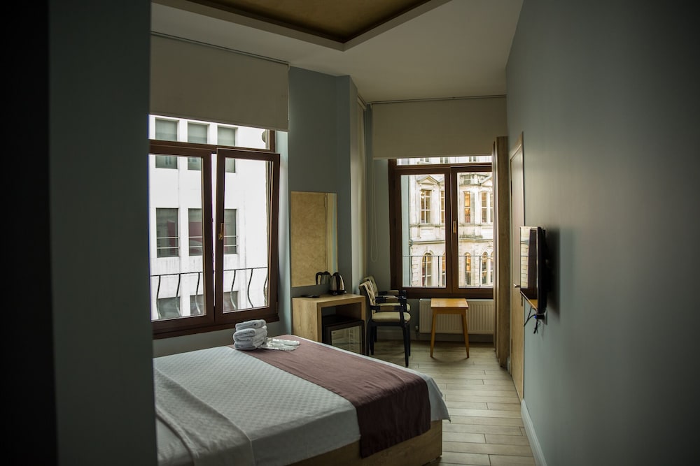 RAGIP PASHA APARTMENTS 43/73