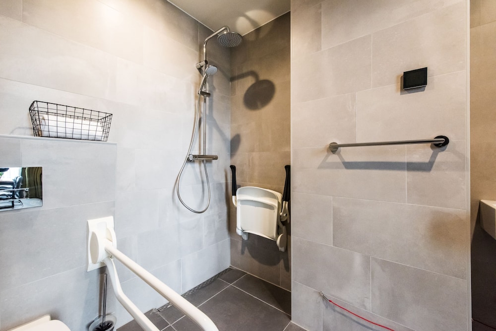 Short Stay Group Eastern Docklands Apartments 49/50