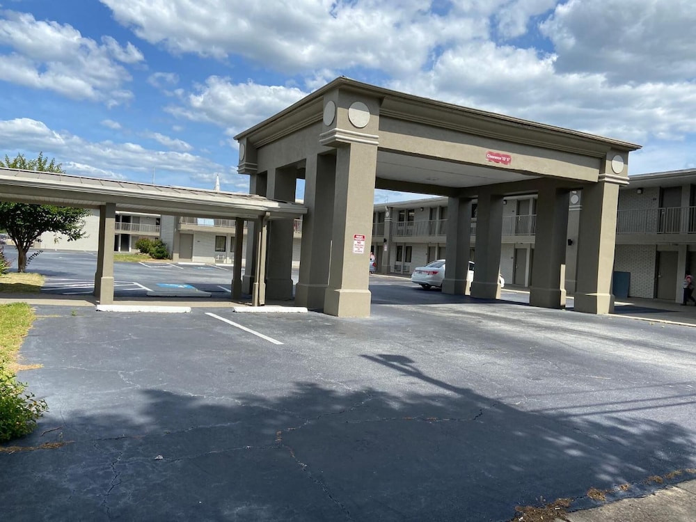 SureStay Hotel By Best Western Columbus Downtown 1/34