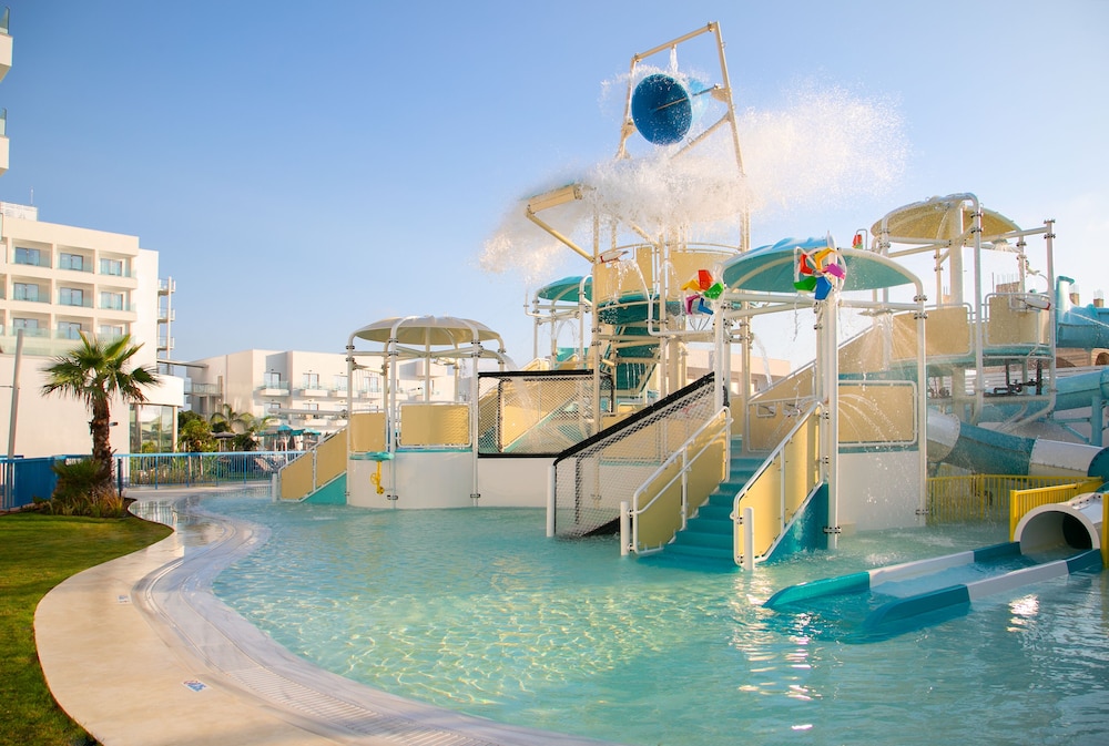 Atlantica Aqua Blue Hotel 39/50
