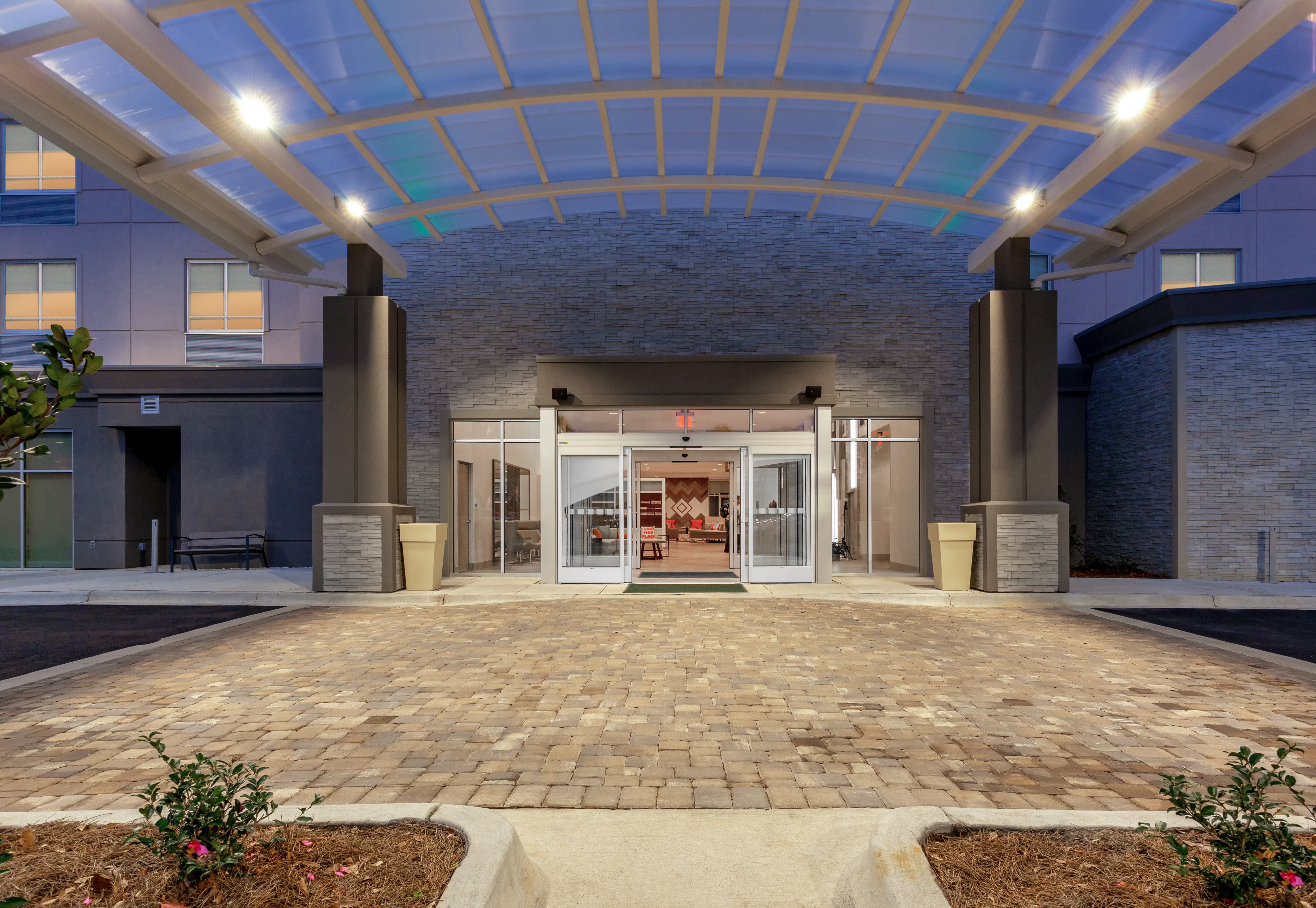 Holiday Inn Tallahassee E Capitol - Univ 14/48
