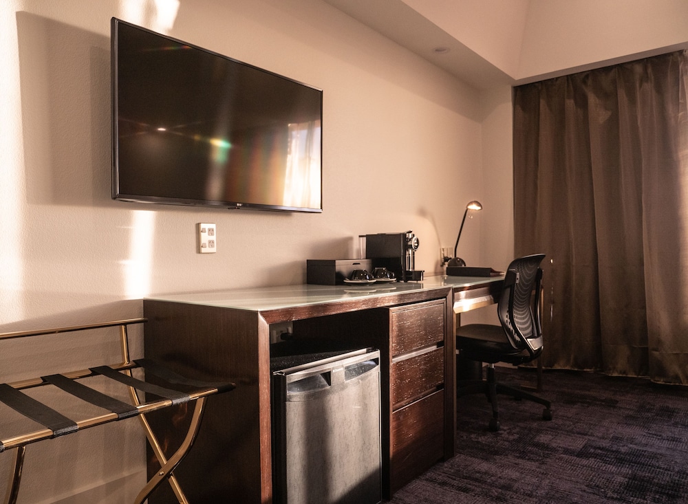 James Cook Hotel Grand Chancellor 50/60
