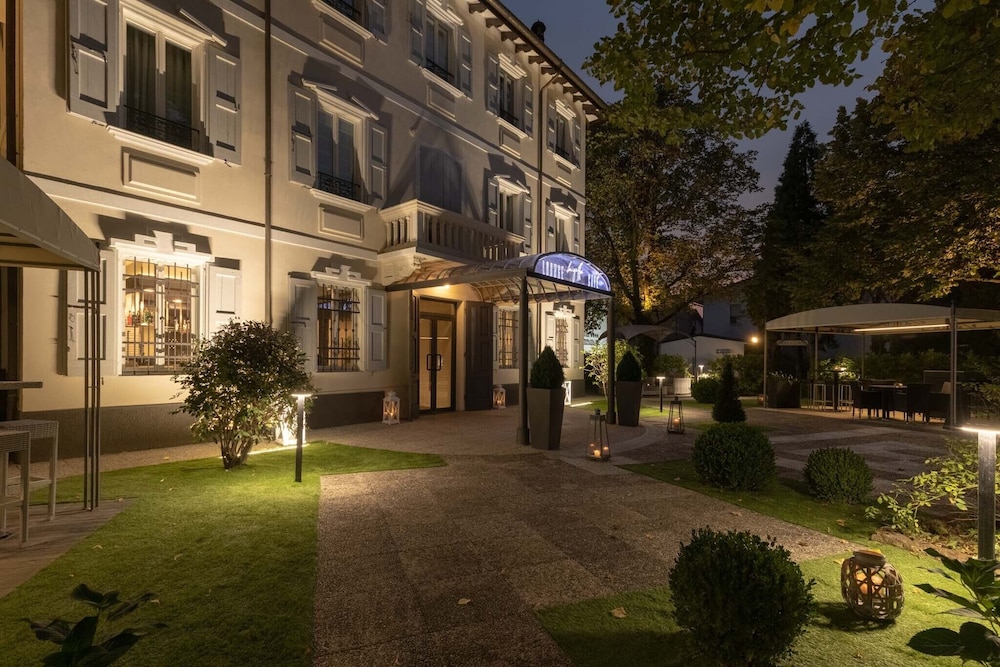 Villa Petra 38/41