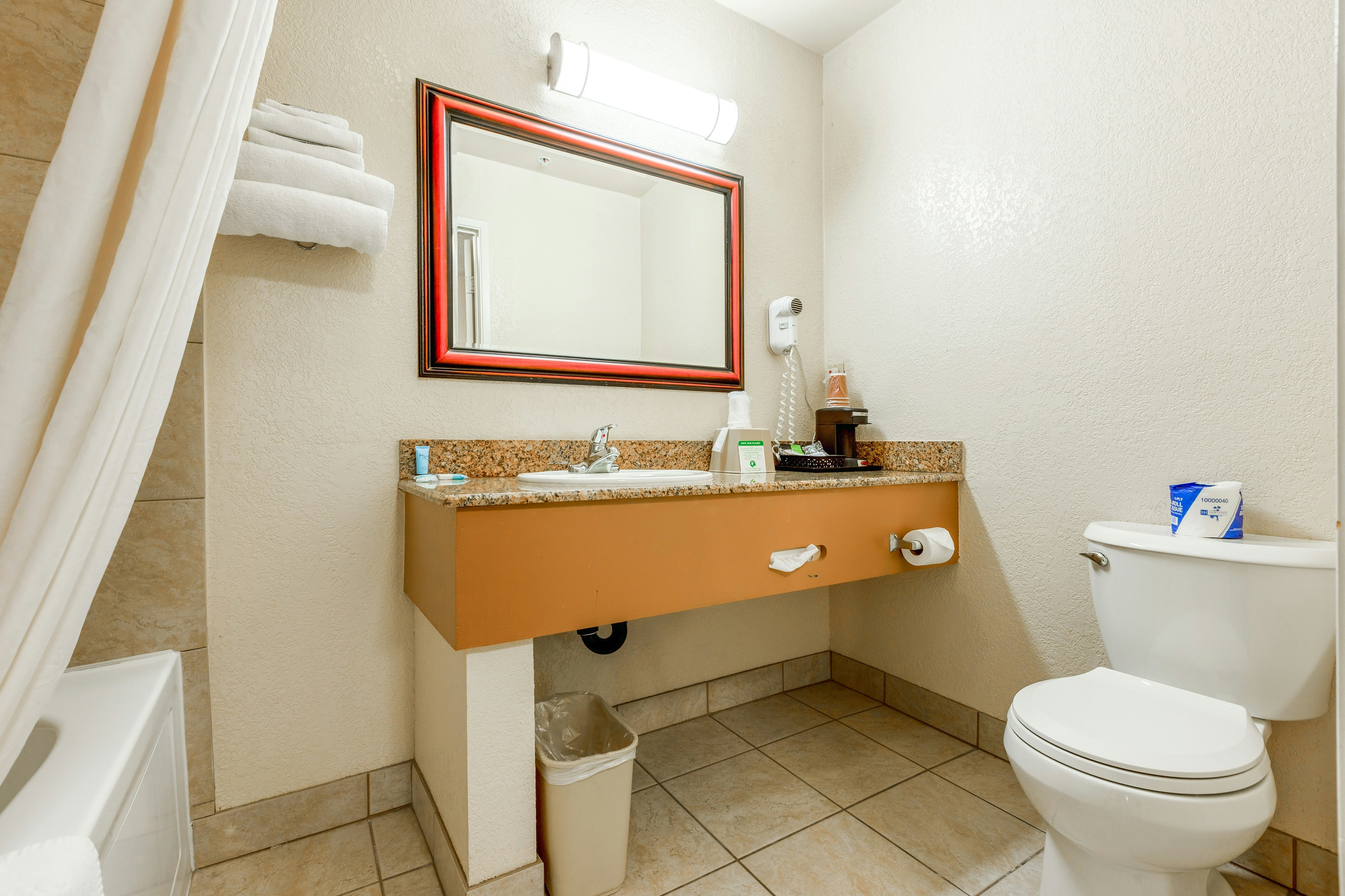 Hotel Avenida, San Clemente Beach 31/33