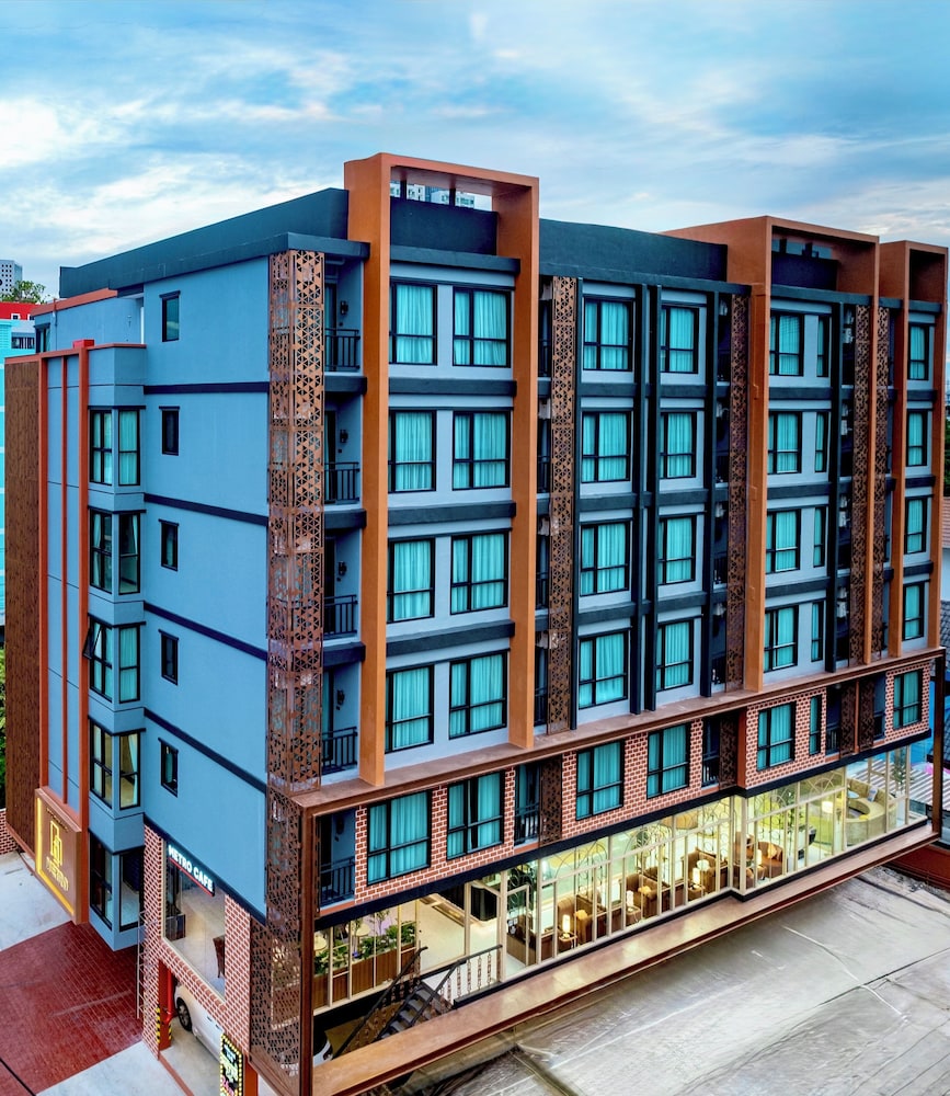 Metro Hotel Phahonyothin 35 3/50