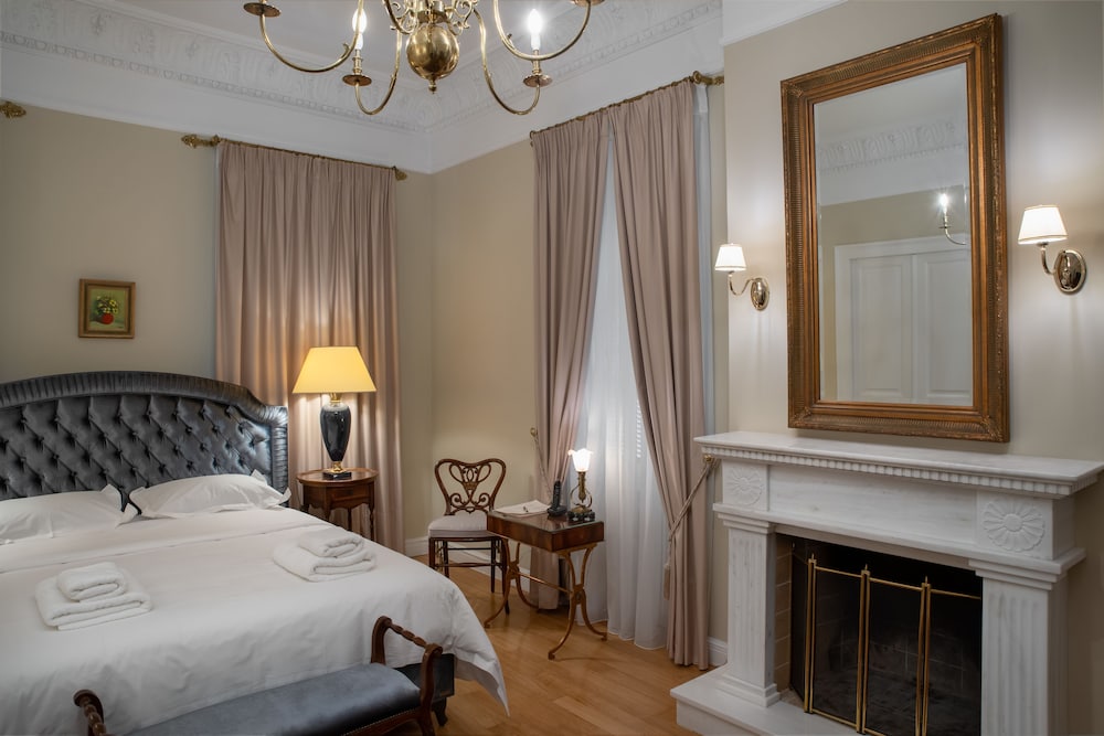 Noble Suites 29/68