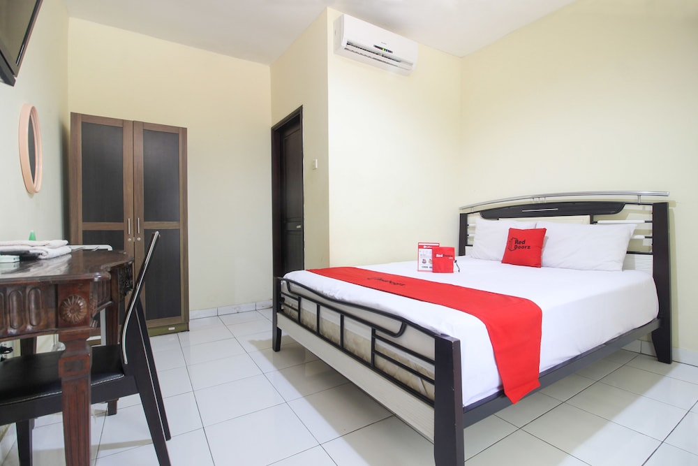 Reddoorz Near Rs Sarjito Yogyakarta 2 4/39