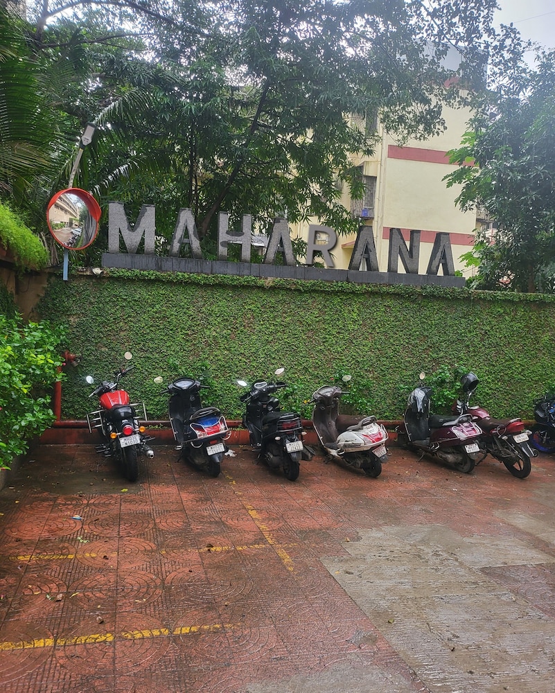 HOTEL MAHARANA INN 44/50