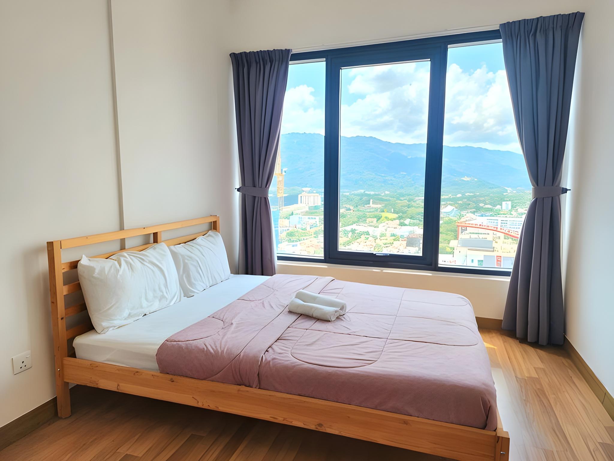 2 Bedrooms, Tropicana, 3 Queen Beds, City View
