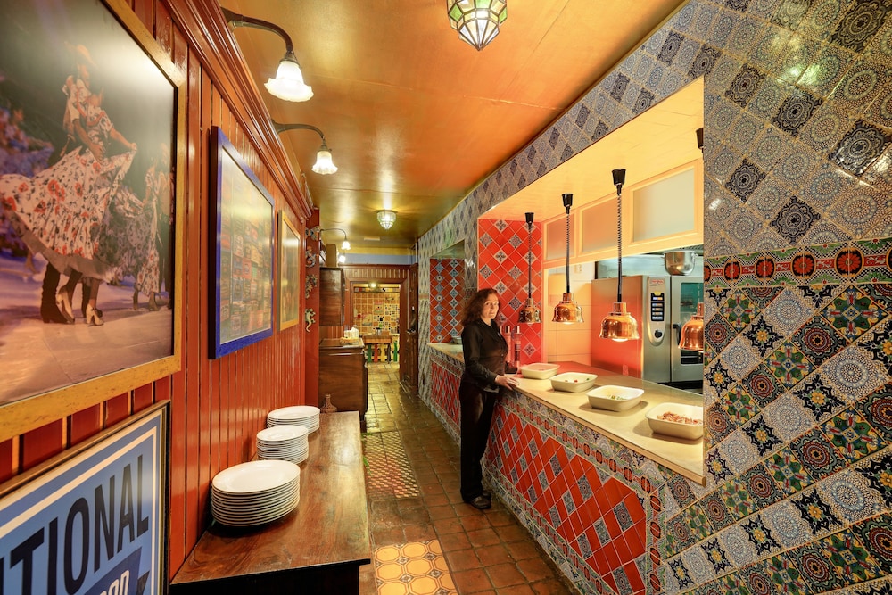 Hotel Salvator 50/50