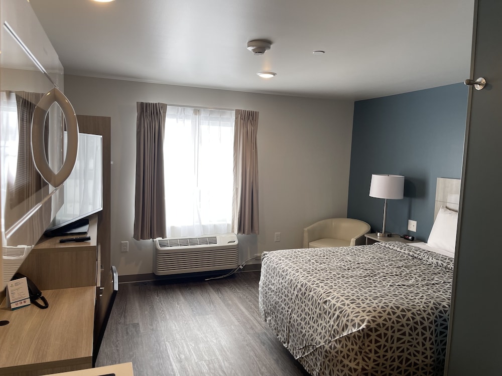 WoodSpring Suites Grand Rapids Kentwood 5/27