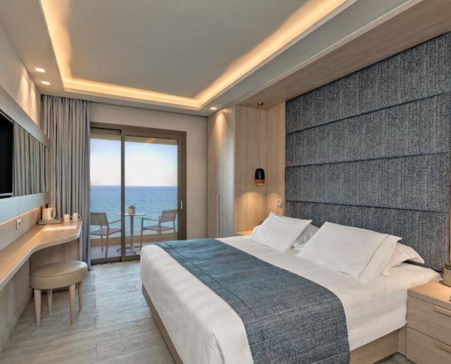 TRIPLE ROOM SEA VIEW