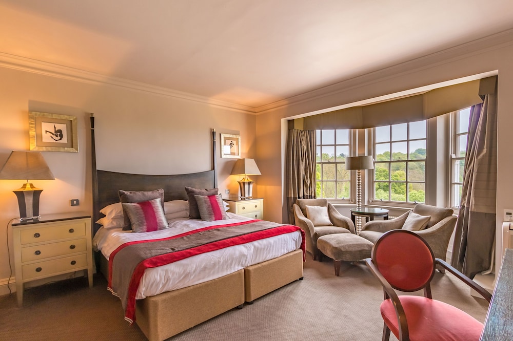 Wood Hall Hotel & Spa 8/55