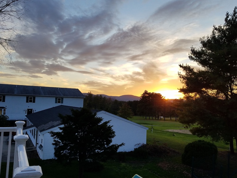 The Windrifter Resort 38/50
