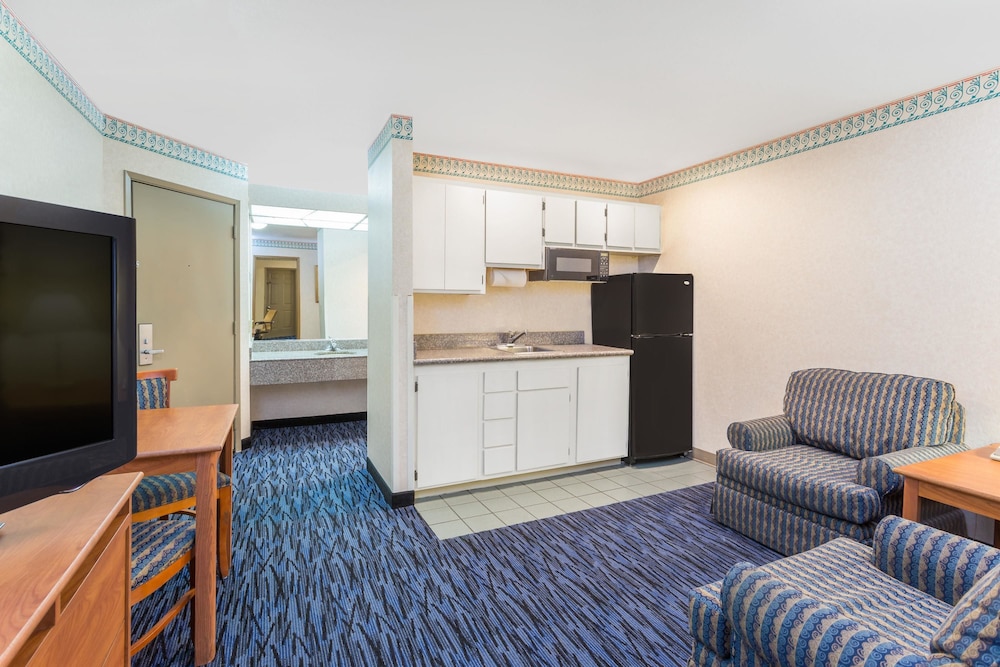 Ramada By Wyndham Kent Seattle Area 21/31