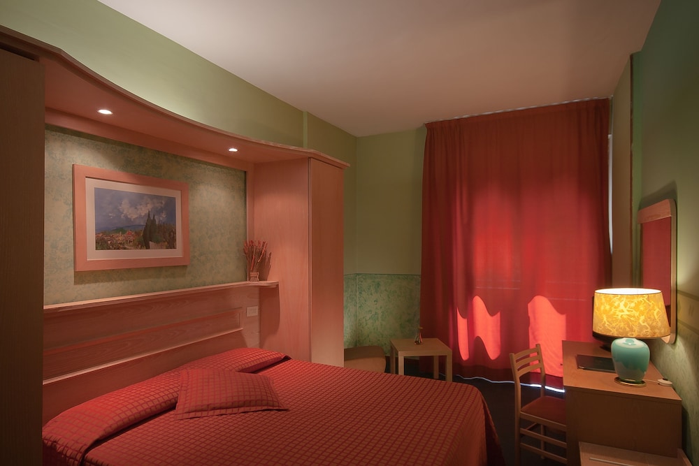 Meridiana Hotel 33/56