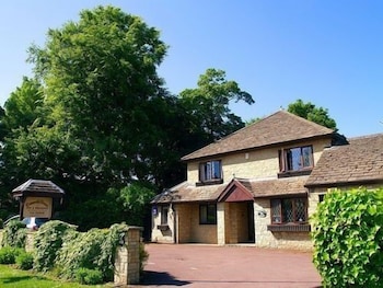 Cotswold House - Guest house 15/16