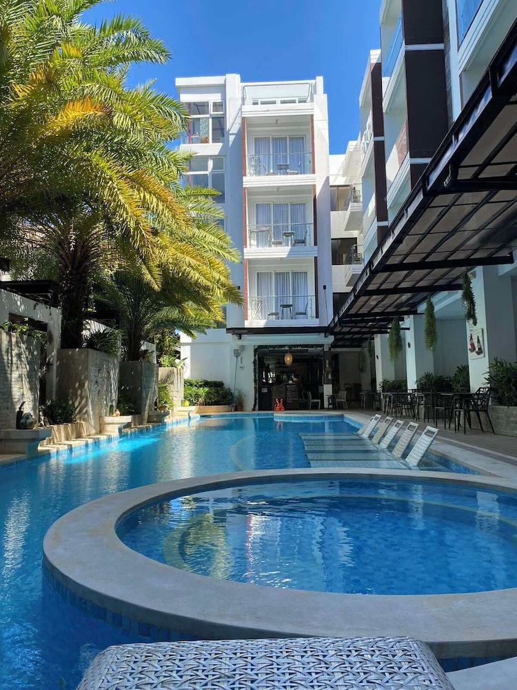 Boracay Haven Suites 44/50