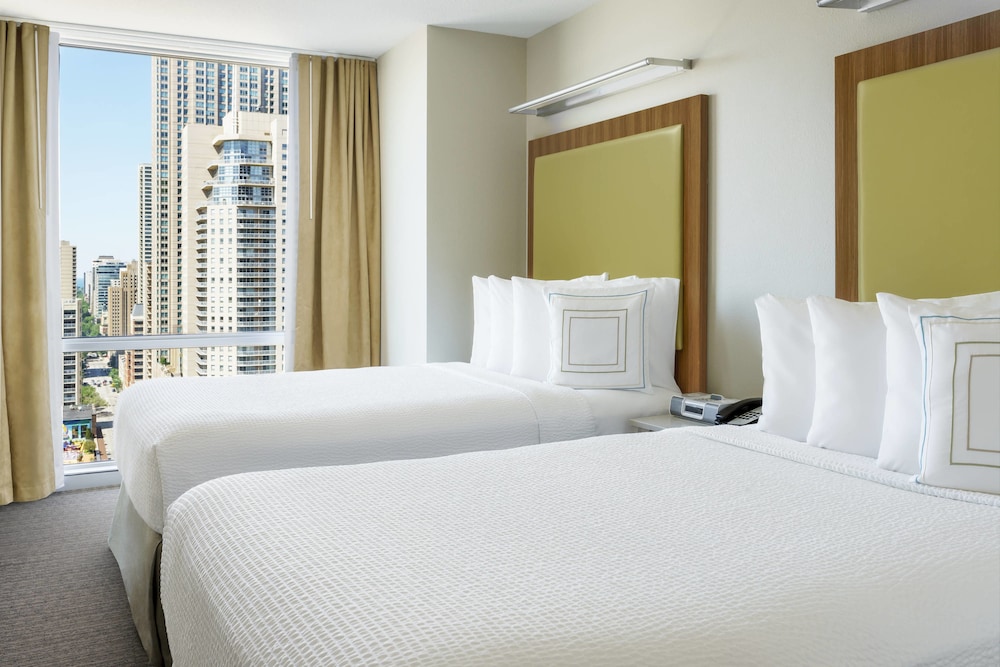 Springhill Suites Chicago Downtown River North 7/56