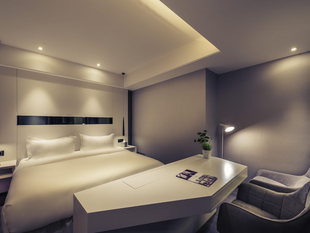 Mercure Hangzhou Qianjiang 61/67