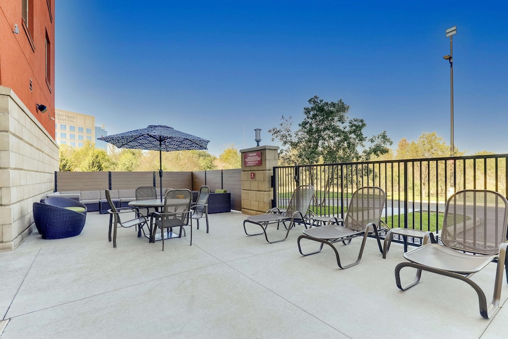 Drury Inn and Suites Kansas City Independence 24/38